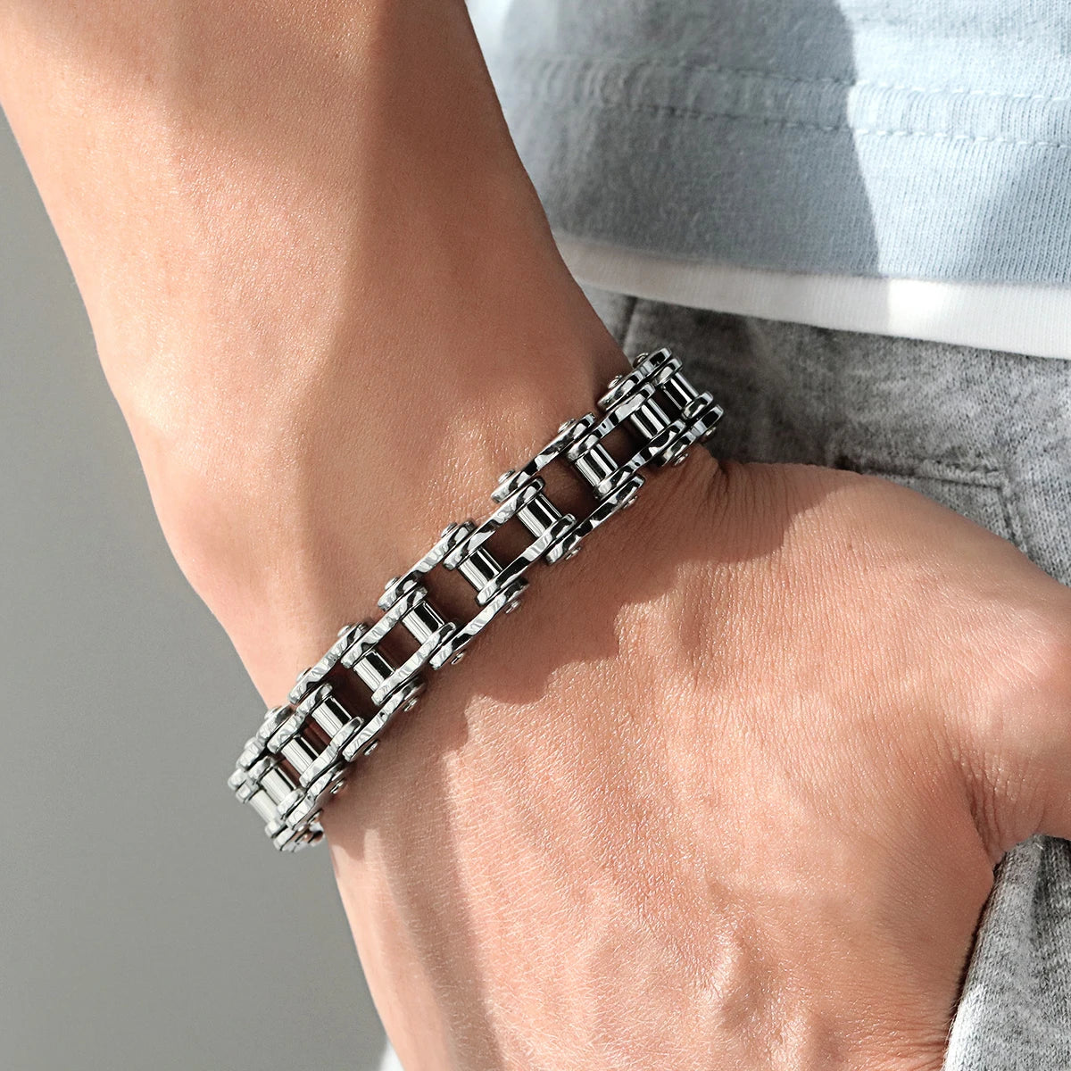 Mens Stainless Steel Biker Chain Bracelet Punk Bangles Motorcycle Bicycle Style Link Chain Fashion Jewelry